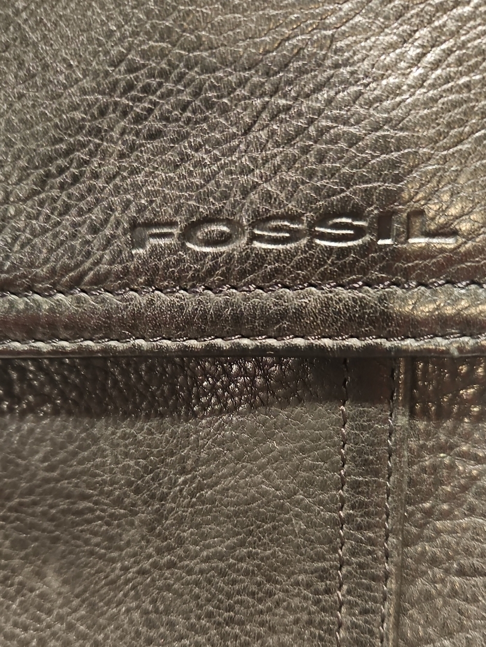 Vintage Fossil Black Pebbled Leather Crossbody Organizer Bag 8"x7"